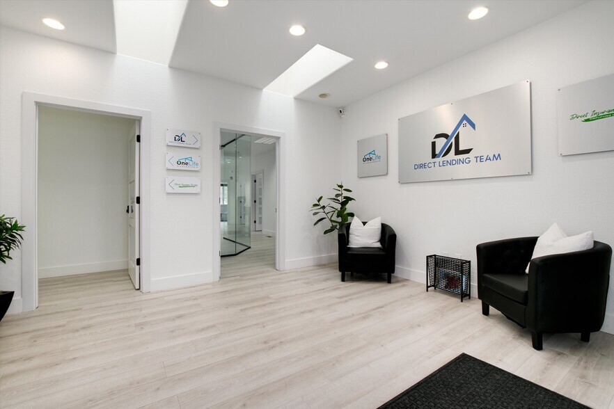 More Photos Of 42 Garden Ctr, Broomfield Office For Lease