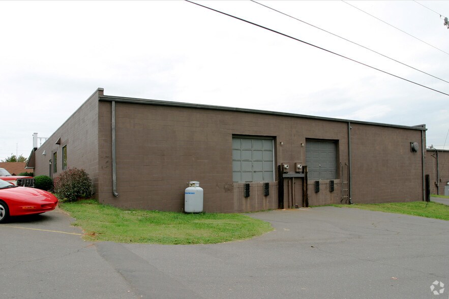 More Photos Of 6350 Cephis Dr, Clemmons Unknown For Lease