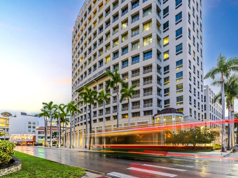 More Photos Of 2800 Ponce de Leon Blvd, Coral Gables Office For Lease