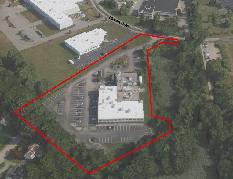 More Photos Of 211 Circuit Dr, North Kingstown Research And Development For Sale