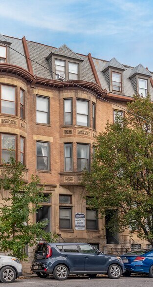 More Photos Of 46 W Biddle St, Baltimore Apartments For Sale