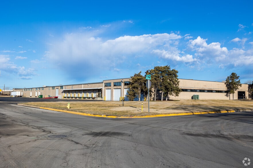 Primary Photo Of 1 Design Dr, North Kansas City Warehouse For Lease