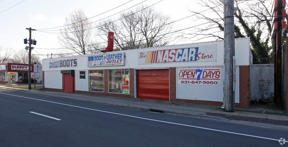 More Photos Of 1518-1520 Sunrise Hwy, Bay Shore Showroom For Sale
