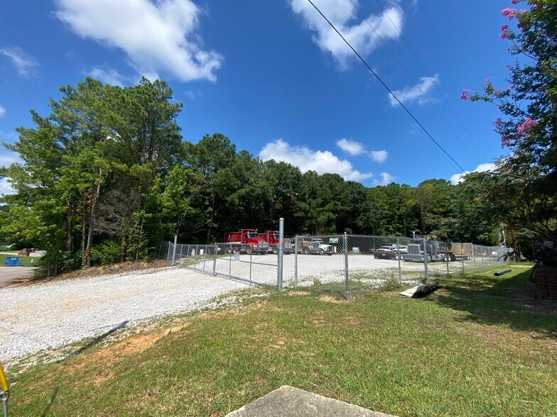 More Photos Of Owens Pkwy, Pelham Land For Lease