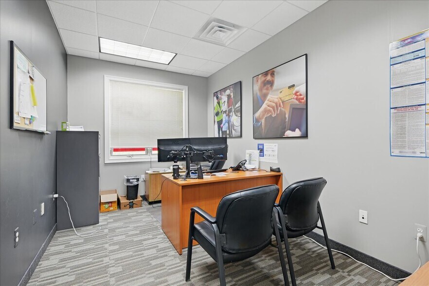 More Photos Of 2545 N Opdyke Rd, Auburn Hills Medical For Sale