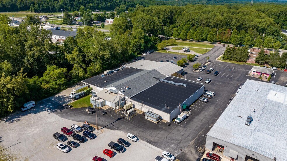 More Photos Of 484 S Main St, Granville Supermarket For Sale