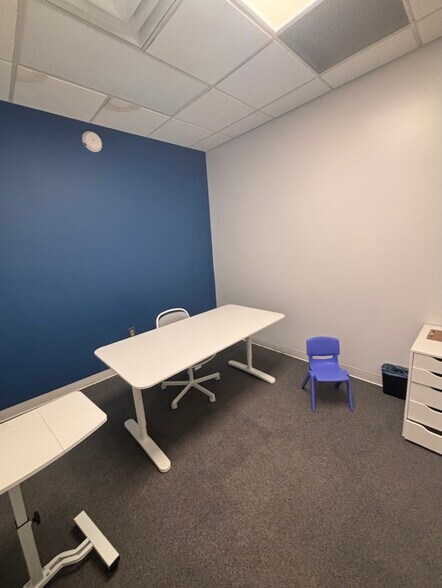 More Photos Of 1079 Space Center Dr, Colorado Springs Storefront Retail Office For Lease