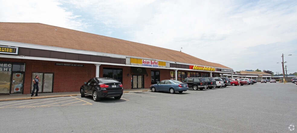 More Photos Of 2017-2027 West St, Annapolis Storefront For Lease