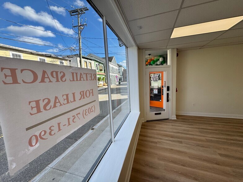 More Photos Of 3 Pearl St, Mystic Storefront Retail Residential For Lease
