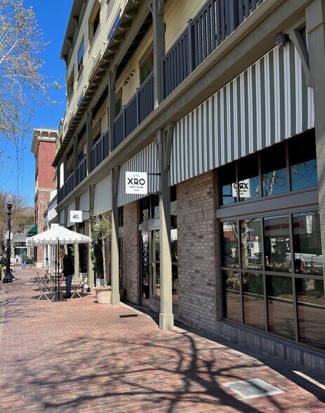 More Photos Of 24450 Main St, Newhall Unknown For Lease