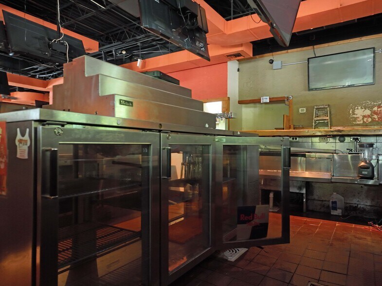 More Photos Of 5195 Fernandina Rd, Harbison Restaurant For Sale