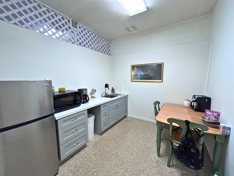 More Photos Of 208 Lithia Inn Rd, Lincolnton Self Storage For Sale