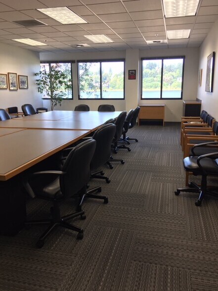 More Photos Of 724 Columbia St NW, Olympia Office For Lease