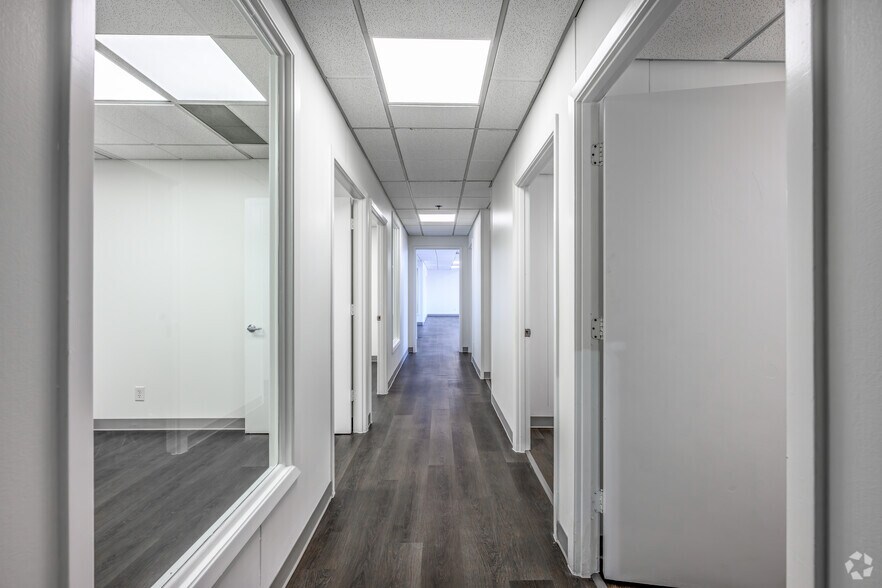 More Photos Of 4520 S Buckner Blvd, Dallas Manufacturing For Lease