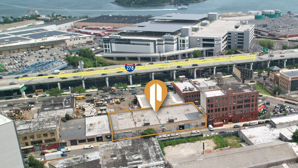 More Photos Of 450 Austin Pl, Bronx Warehouse For Lease