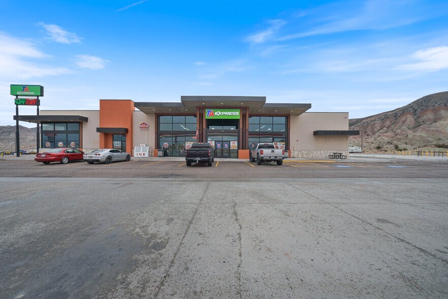 More Photos Of 2055 S & State St, Salina Service Station For Sale