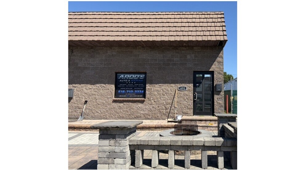 Primary Photo Of 431 Broadway, West Babylon Industrial For Lease