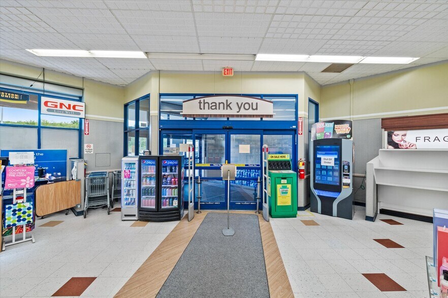 More Photos Of 44 Kings Vlg, Minersville Drugstore For Lease