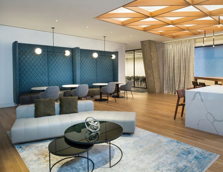 More Photos Of 1200 New Hampshire Ave NW, Washington Office For Sale