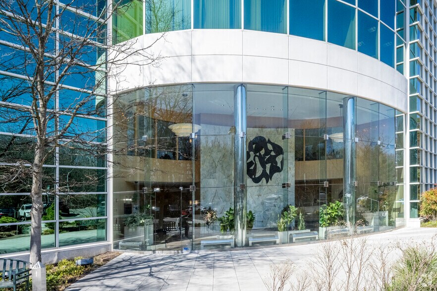 More Photos Of 900 South Ave, Staten Island Office For Lease