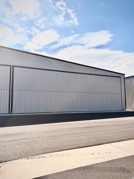 More Photos Of 2050 N 300 W, Spanish Fork Airplane Hangar For Sale
