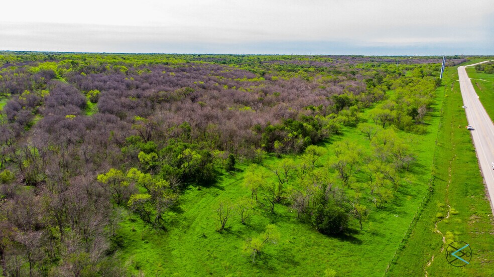 More Photos Of TBD TX 31 Highway, Corsicana Land For Sale