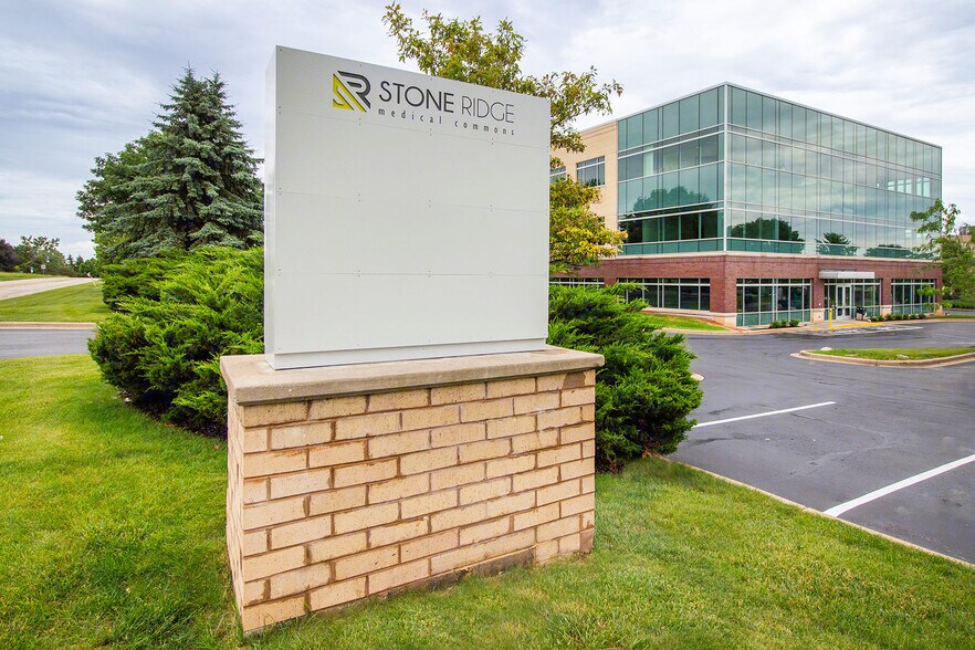 More Photos Of N14W23800 Stone Ridge Dr, Waukesha Medical For Lease