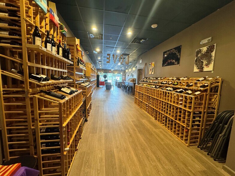 More Photos Of 2222 Ocoee Apopka Rd, Ocoee General Retail For Lease