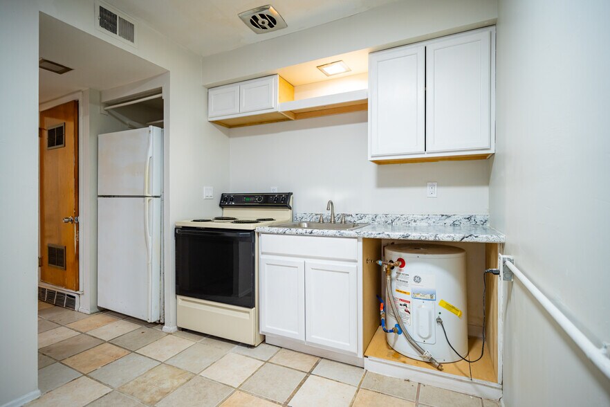 More Photos Of 287 E 156th St, Cleveland Apartments For Sale