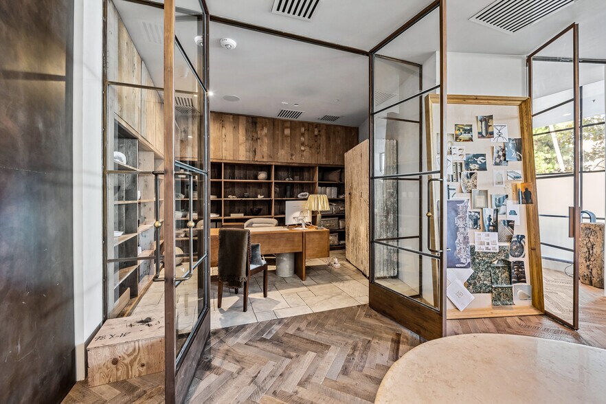 More Photos Of 8888 Washington Blvd, Culver City Office For Lease