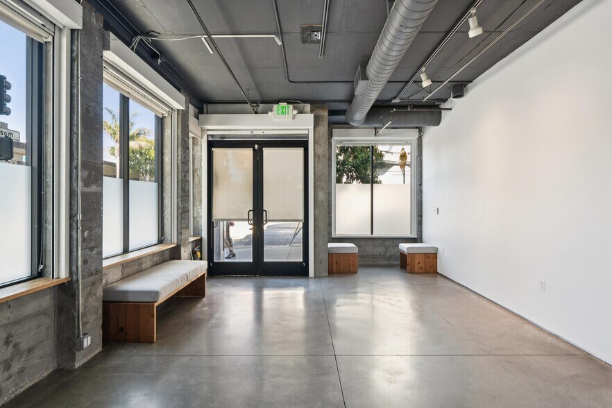 More Photos Of 2405 Folsom St, San Francisco Multifamily For Sale