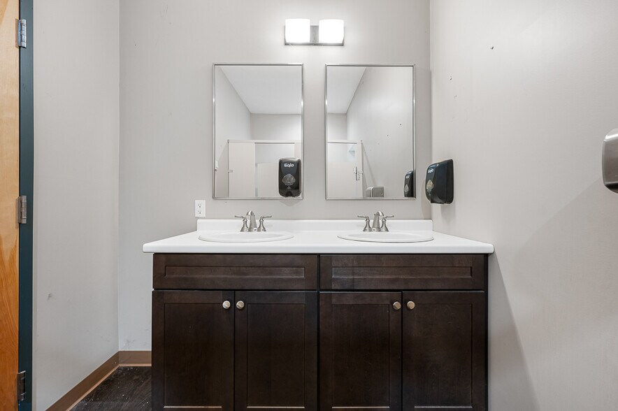 More Photos Of 10 Meadow Rd, Spencer Lodge Meeting Hall For Sale