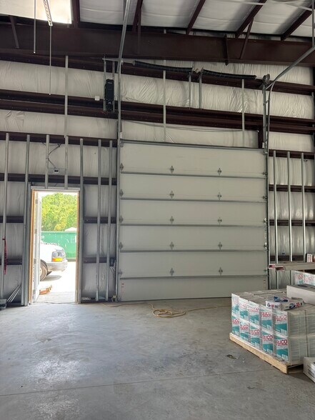 More Photos Of 4512 Dick Pond Rd, Myrtle Beach Flex For Lease