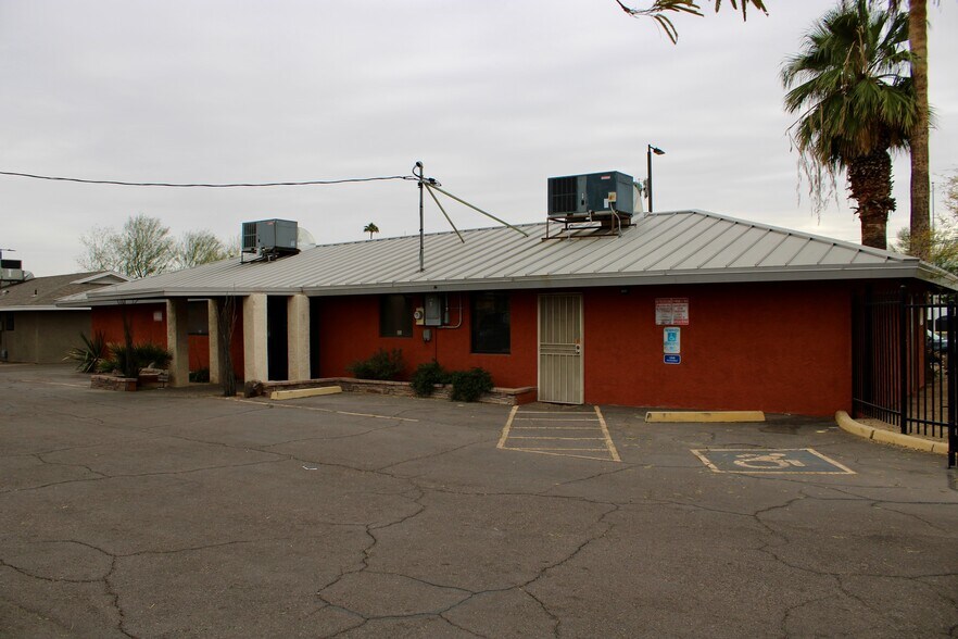 Primary Photo Of 1422 W Camelback Rd, Phoenix Medical For Sale