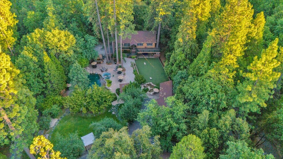 More Photos Of 22732 Middle Camp rd, Sonora Hotel For Sale