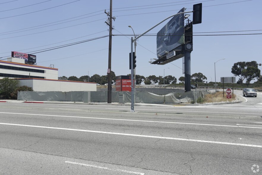 More Photos Of 10212 S La Cienega Blvd, Inglewood Land For Lease
