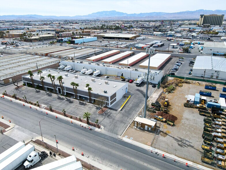 More Photos Of 4755-4767 Procyon St, Las Vegas Warehouse For Lease