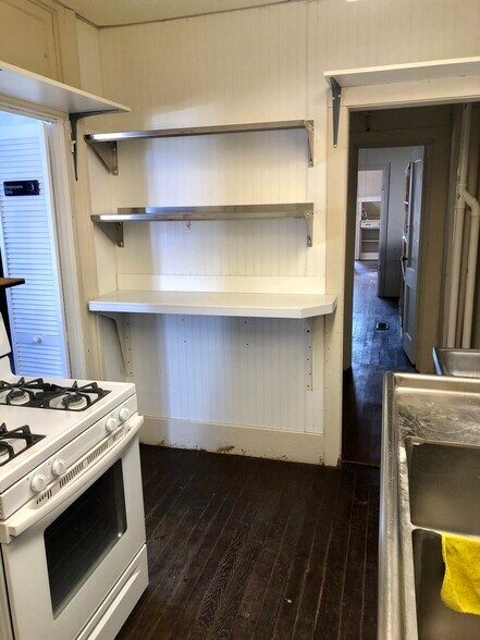 More Photos Of 233 5th St, Lacon Storefront Retail Residential For Sale