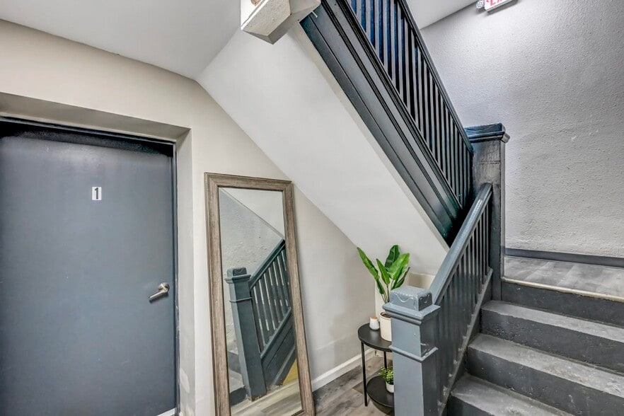 More Photos Of 1513-1515 Vine St, Scranton Apartments For Sale