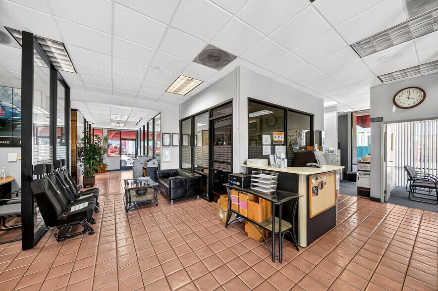 More Photos Of 9841 Garden Grove Blvd, Garden Grove Auto Dealership For Sale