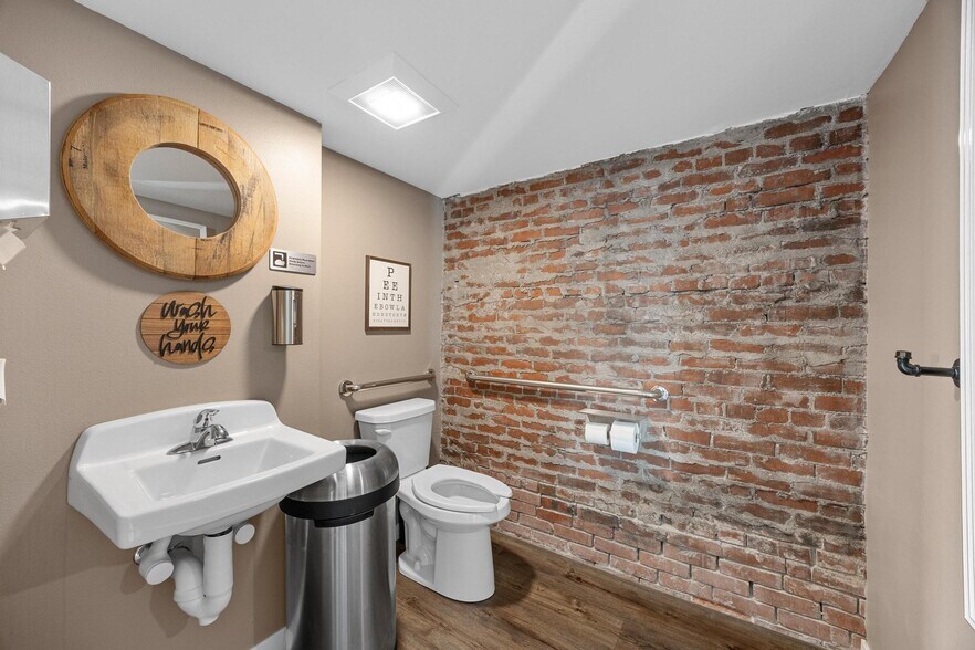More Photos Of 116 W 5th St, Tipton Research And Development For Sale