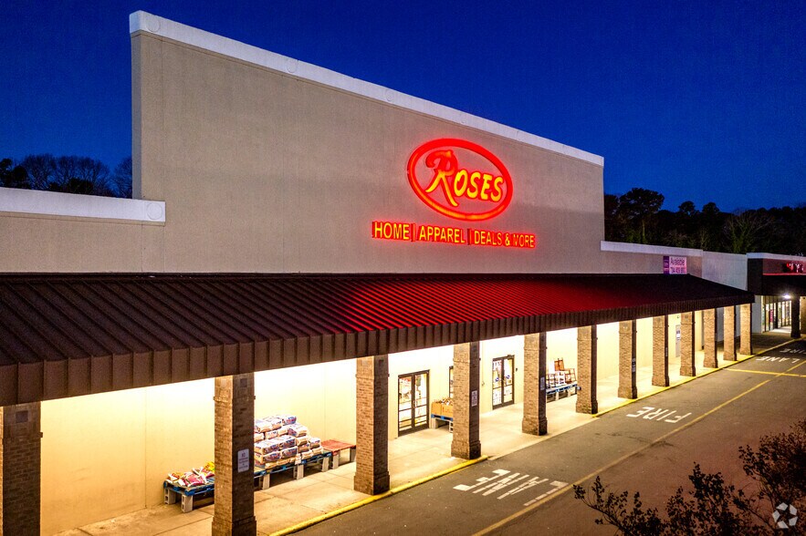 More Photos Of 1403-1493 E Franklin Blvd, Gastonia Unknown For Lease