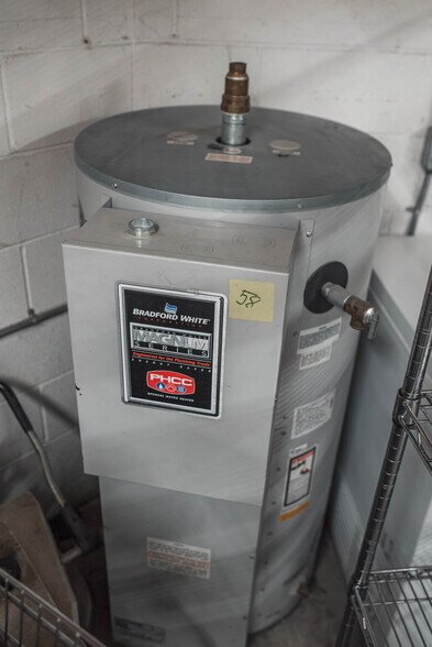 More Photos Of 22732 US-53 Hwy, Ettrick General Retail For Sale