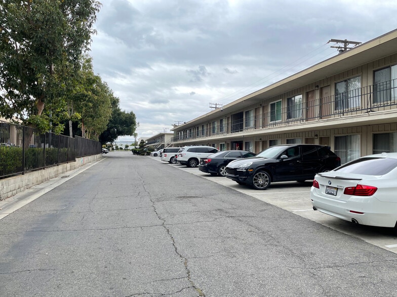 More Photos Of 1018 E Orangethorpe Ave, Anaheim Hotel For Sale