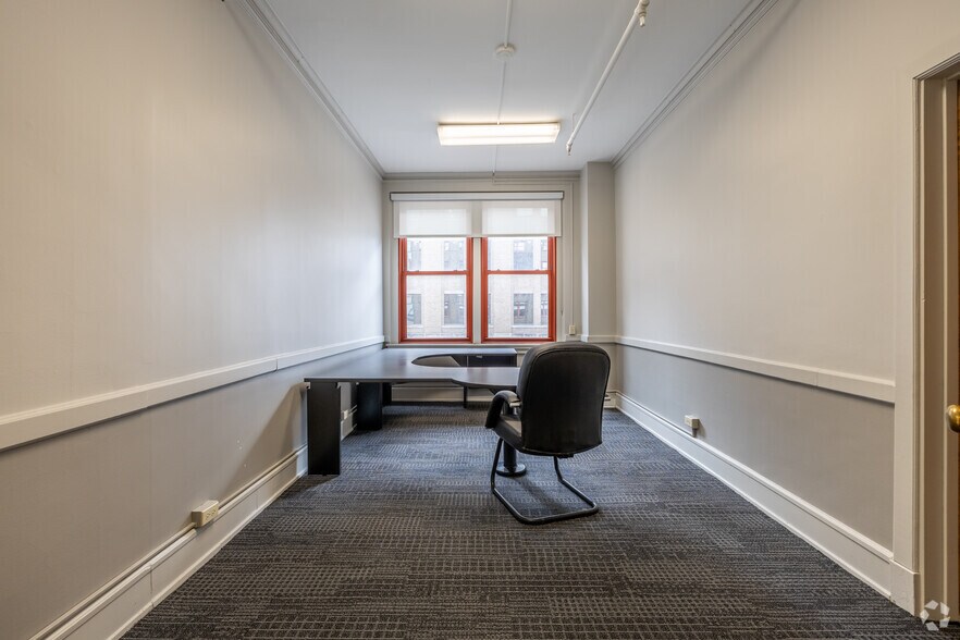 More Photos Of 319 S 17th St, Omaha Office For Lease