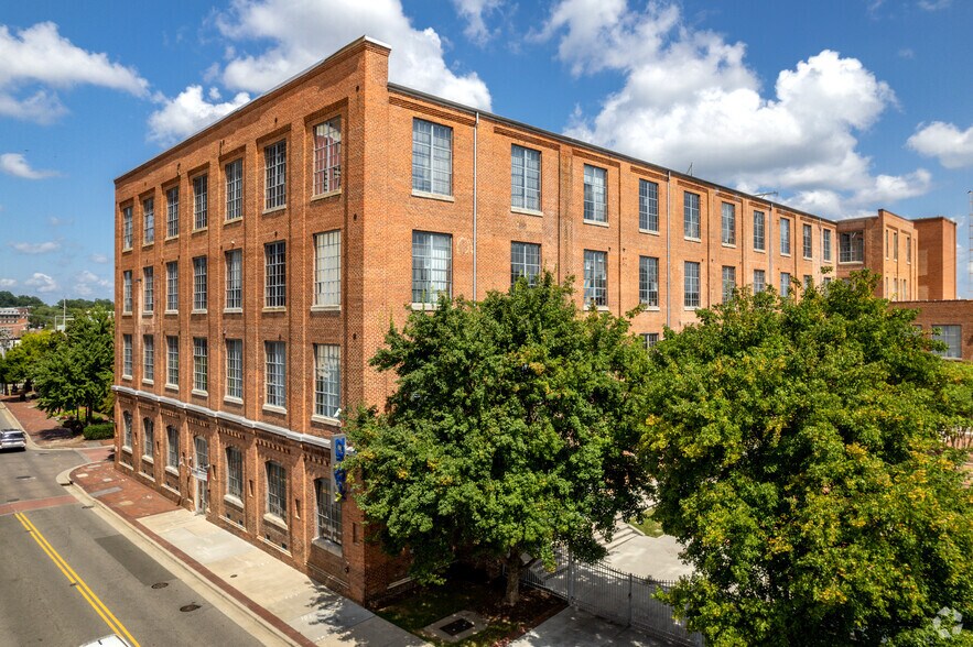 More Photos Of 614 W Main St, Durham Office For Lease