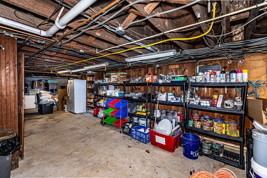 More Photos Of 404 Allegheny Ave, Towson Office For Sale