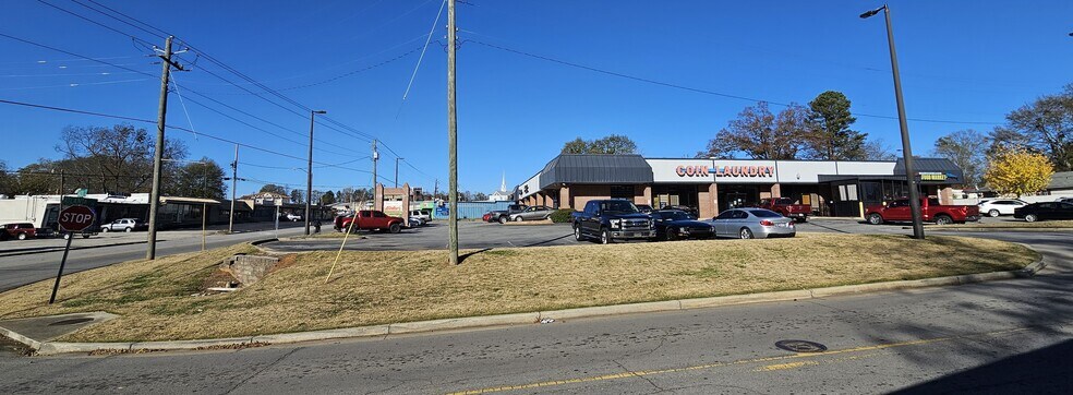 More Photos Of 227 Atlanta Hwy, Gainesville Freestanding For Sale