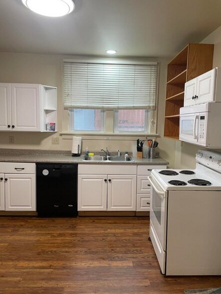 More Photos Of 2303 15th St, Troy Storefront For Sale