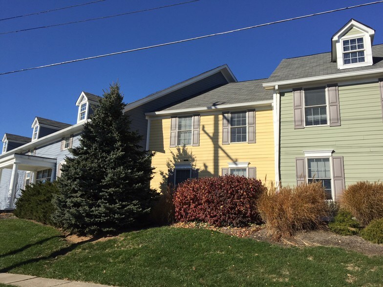 More Photos Of 7800 Laurel Ave, Madeira Medical For Lease